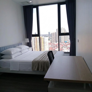 Whizdom Essence Sukhumvit